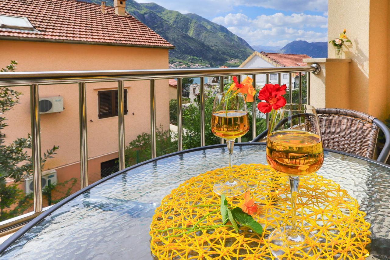 Apartments Castello Kotor Exterior photo